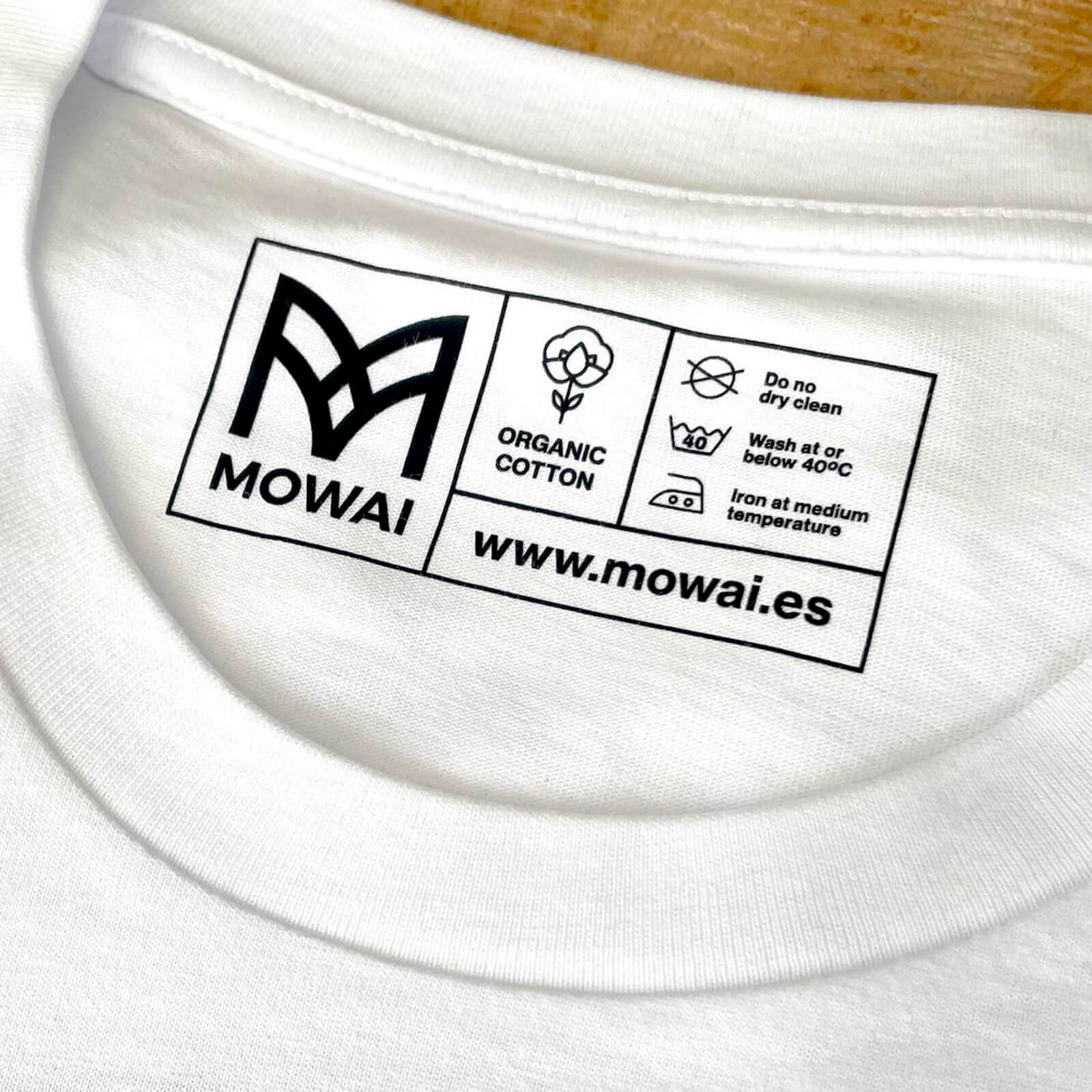 Triptych White - Image 4